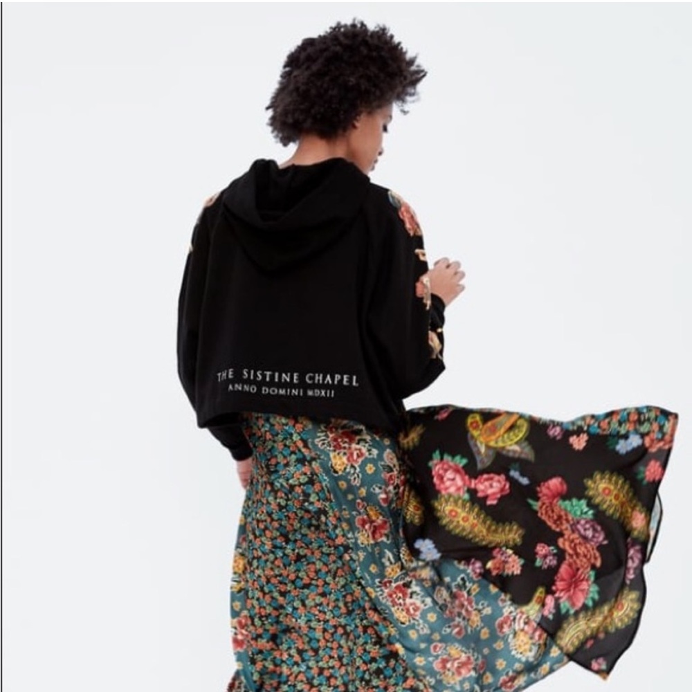 ZARA Sistine Chapel Cropped Hoodie - Picture 11 of 13
